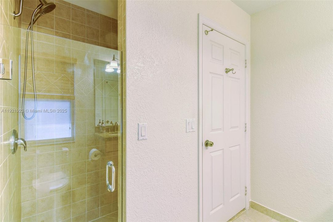 For Sale: $624,900 (3 beds, 2 baths, 1757 Square Feet)