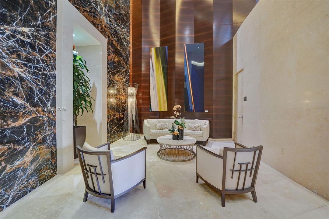 For Sale: $3,149,000 (3 beds, 3 baths, 2928 Square Feet)