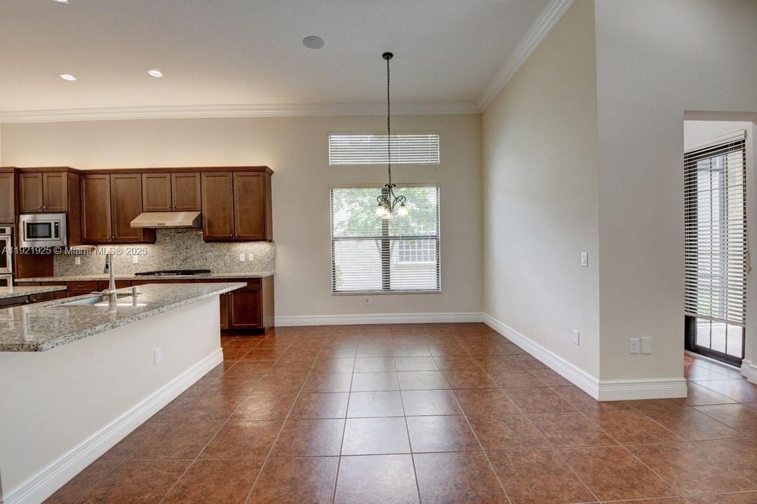 На продажу: $1,650,000 (3 спален, 3 ванн, 3249 Квадратных фут)