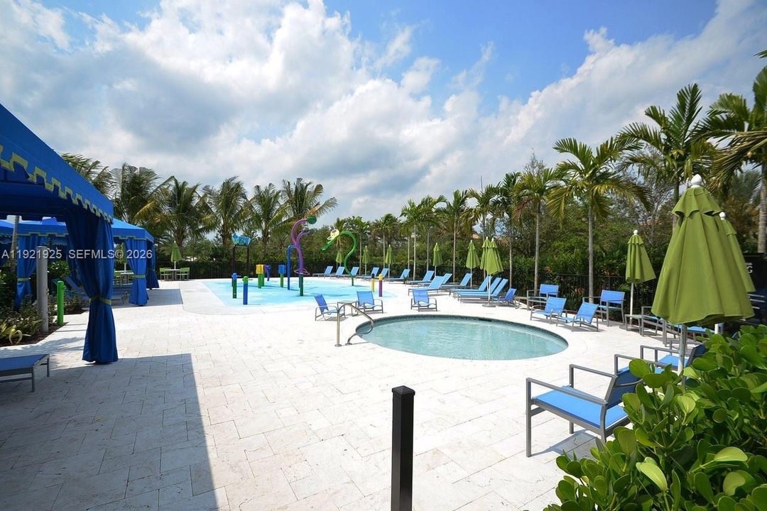 En Venta: $1,490,000 (3 camas, 3 baños, 3249 Pies cuadrados)