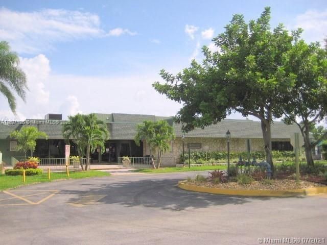 For Sale: $130,000 (1 beds, 1 baths, 680 Square Feet)