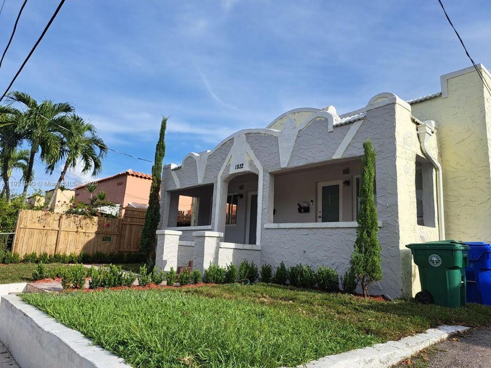 待售: $770,000 (0 贝兹, 0 浴室, 1908 平方英尺)