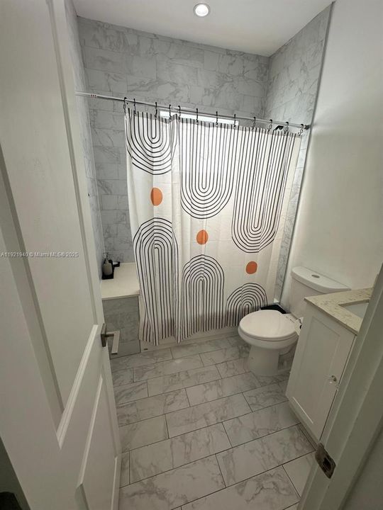 待售: $770,000 (0 贝兹, 0 浴室, 1908 平方英尺)