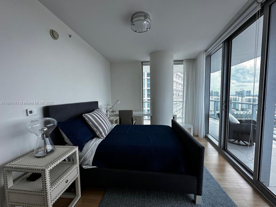 For Rent: $18,500 (4 beds, 4 baths, 2394 Square Feet)