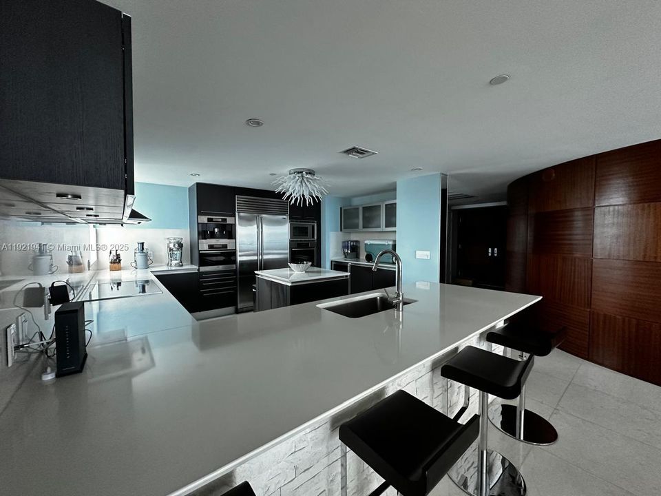 For Rent: $18,500 (4 beds, 4 baths, 2394 Square Feet)