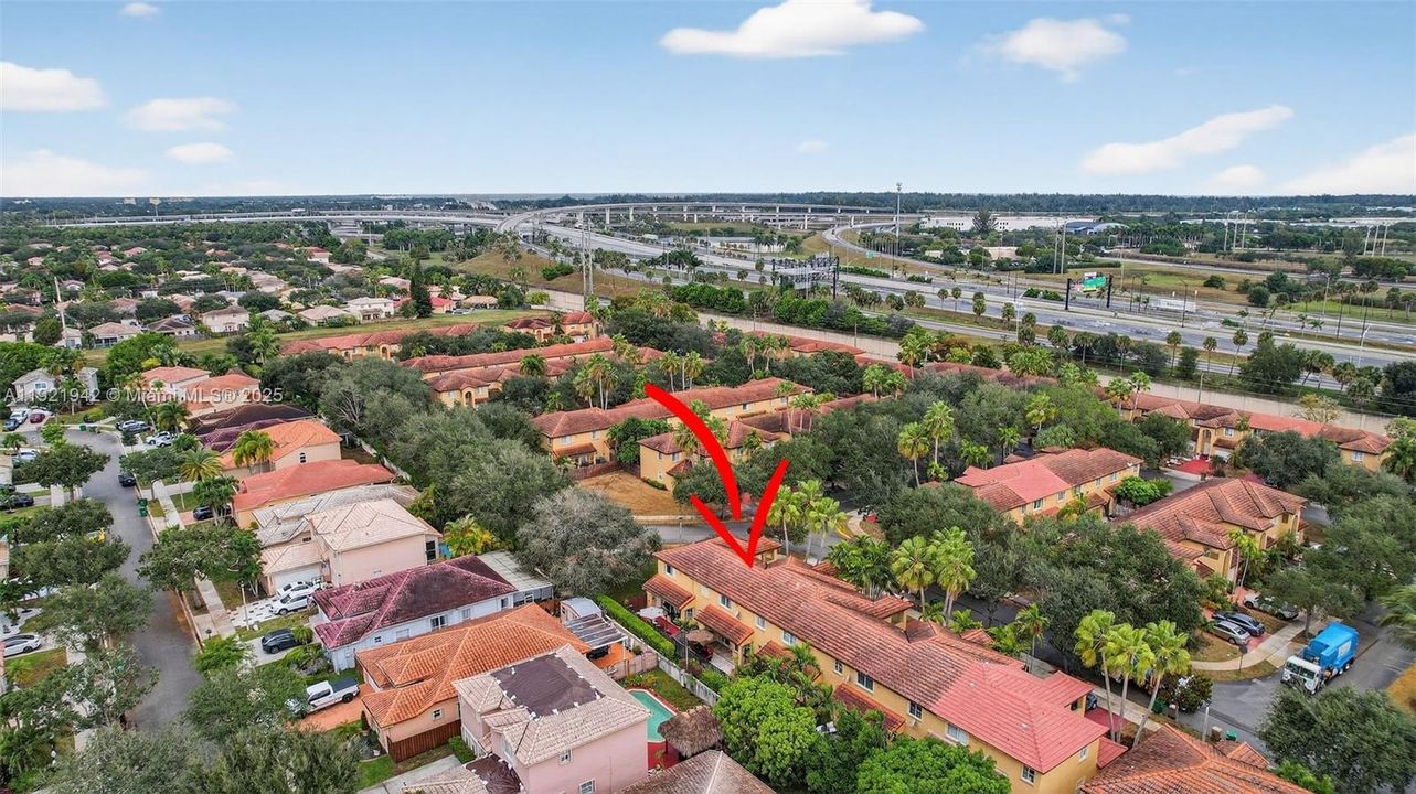 For Rent: $3,500 (4 beds, 2 baths, 1946 Square Feet)