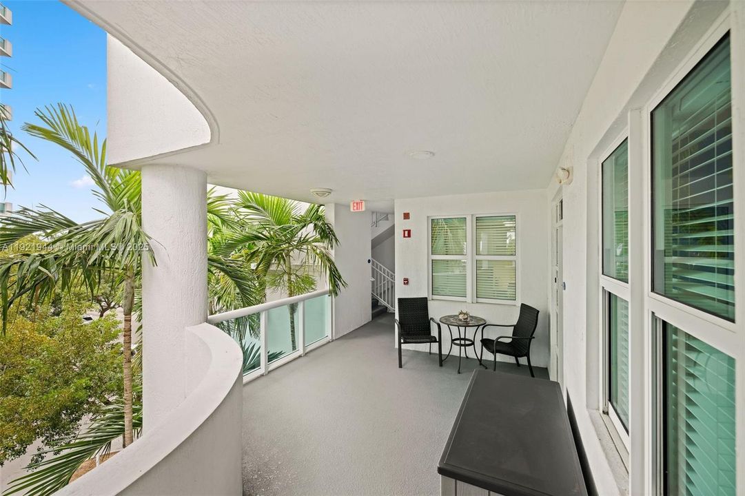 For Sale: $795,000 (3 beds, 2 baths, 1336 Square Feet)