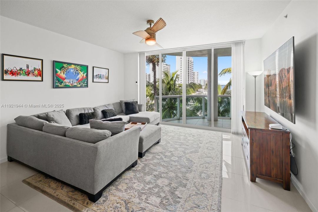 For Sale: $795,000 (3 beds, 2 baths, 1336 Square Feet)