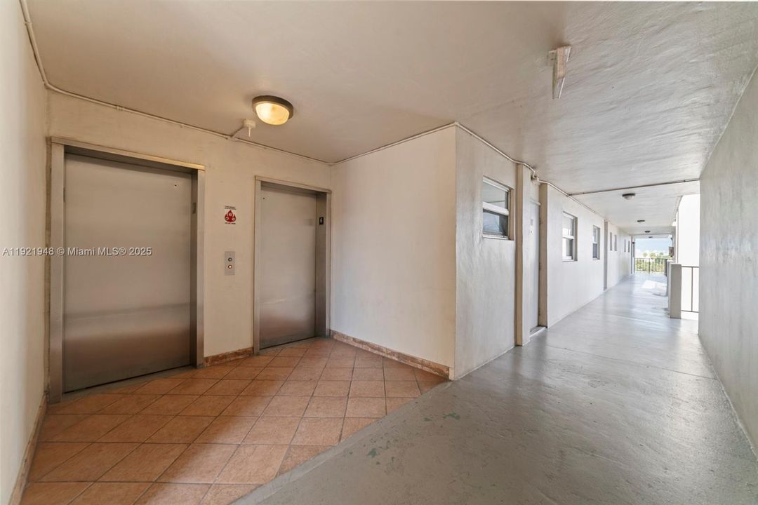 出租: $1,550 (1 贝兹, 1 浴室, 755 平方英尺)