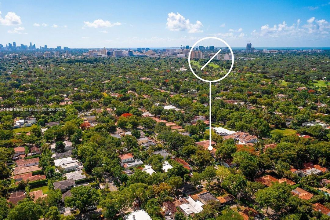 出租: $5,250 (3 贝兹, 2 浴室, 1086 平方英尺)