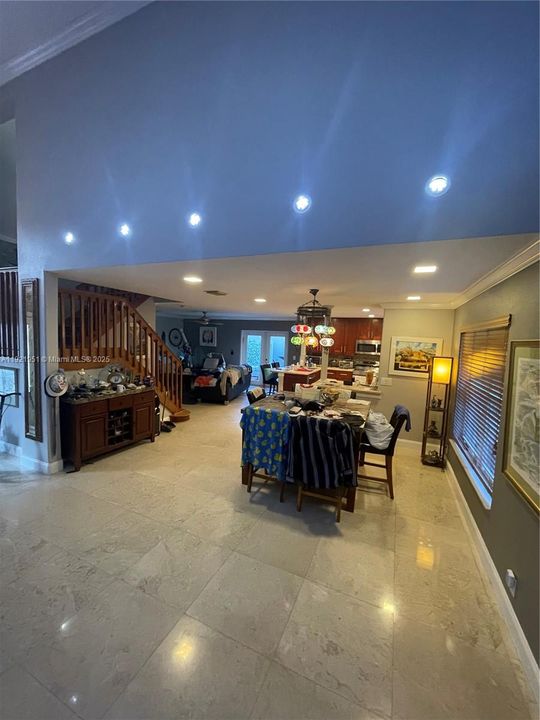 For Rent: $5,300 (3 beds, 2 baths, 2015 Square Feet)