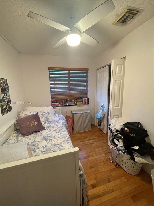 For Rent: $5,300 (3 beds, 2 baths, 2015 Square Feet)