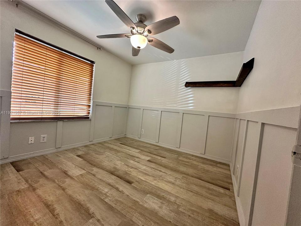 For Sale: $529,000 (3 beds, 2 baths, 1356 Square Feet)