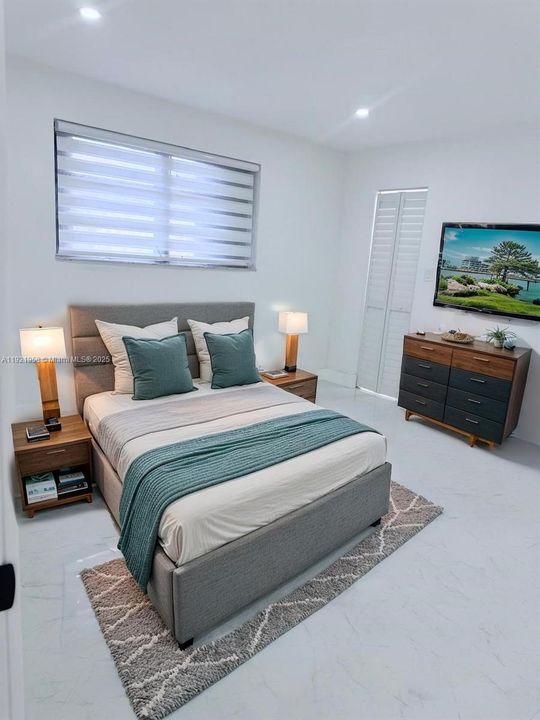 For Rent: $3,000 (3 beds, 2 baths, 1700 Square Feet)