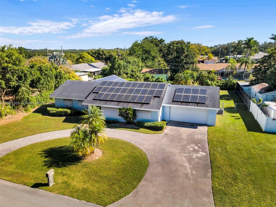 待售: $585,000 (3 贝兹, 3 浴室, 2036 平方英尺)