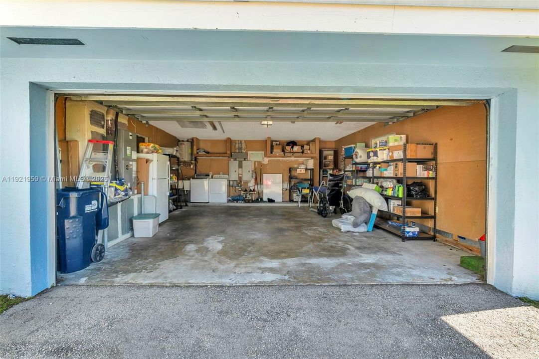 待售: $585,000 (3 贝兹, 3 浴室, 2036 平方英尺)