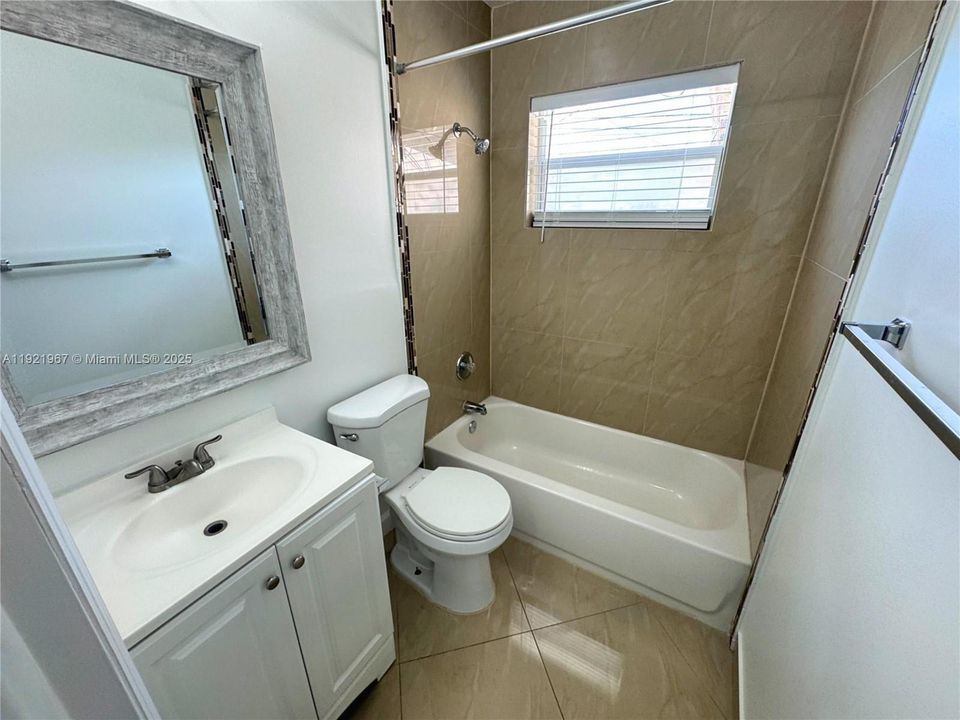 For Rent: $2,745 (3 beds, 2 baths, 1314 Square Feet)