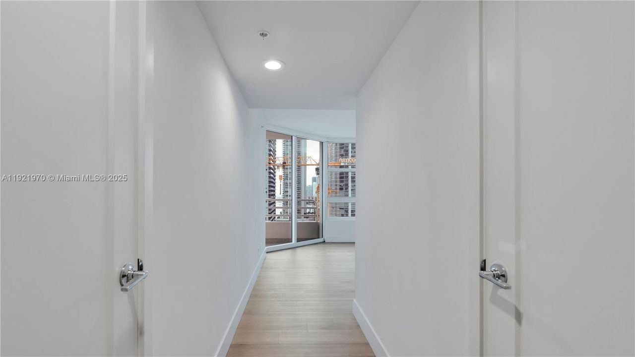 For Rent: $8,241 (3 beds, 3 baths, 2022 Square Feet)