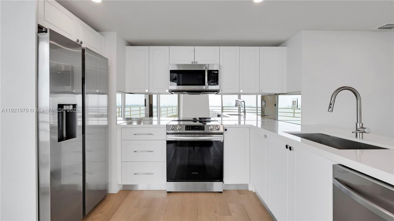 For Rent: $8,241 (3 beds, 3 baths, 2022 Square Feet)