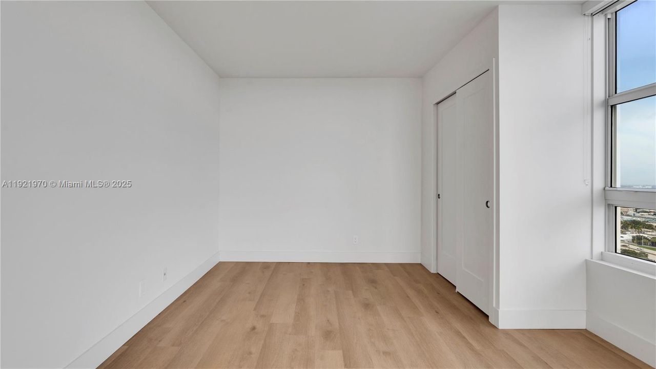 For Rent: $8,241 (3 beds, 3 baths, 2022 Square Feet)