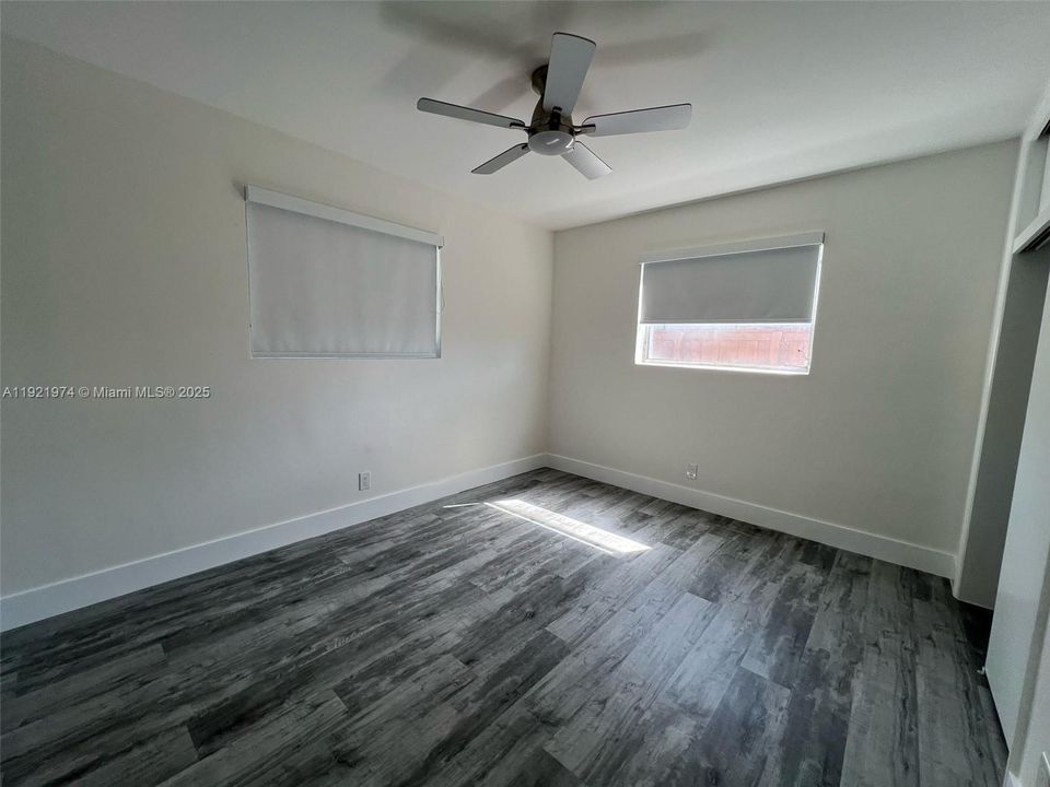 For Sale: $535,000 (4 beds, 2 baths, 1515 Square Feet)