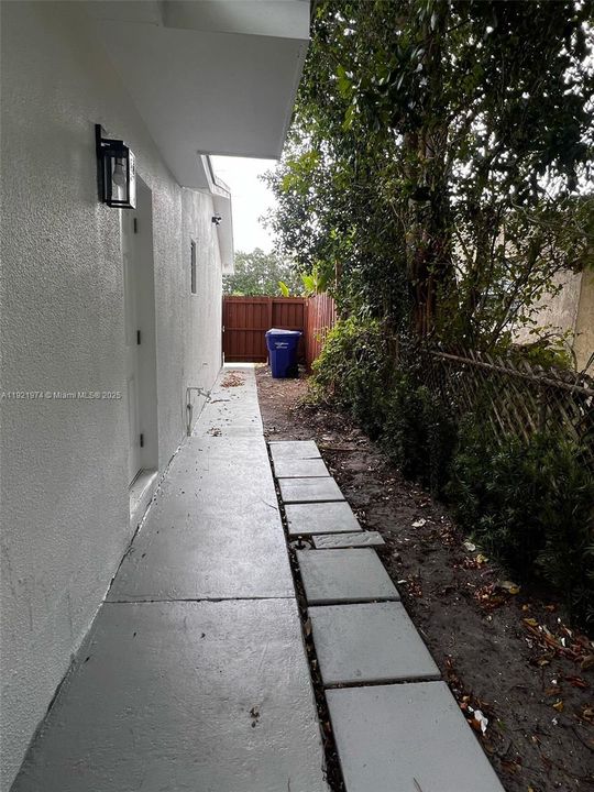 For Sale: $535,000 (4 beds, 2 baths, 1515 Square Feet)