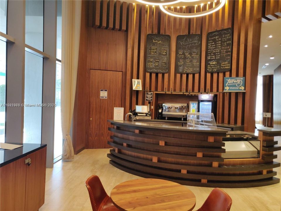 En Venta: $849,999 (2 camas, 2 baños, 1129 Pies cuadrados)