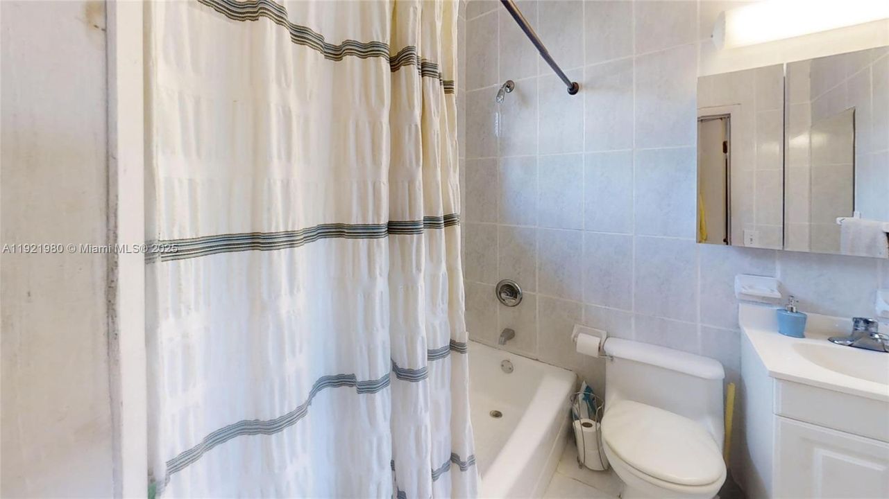 待售: $475,000 (3 贝兹, 2 浴室, 1359 平方英尺)