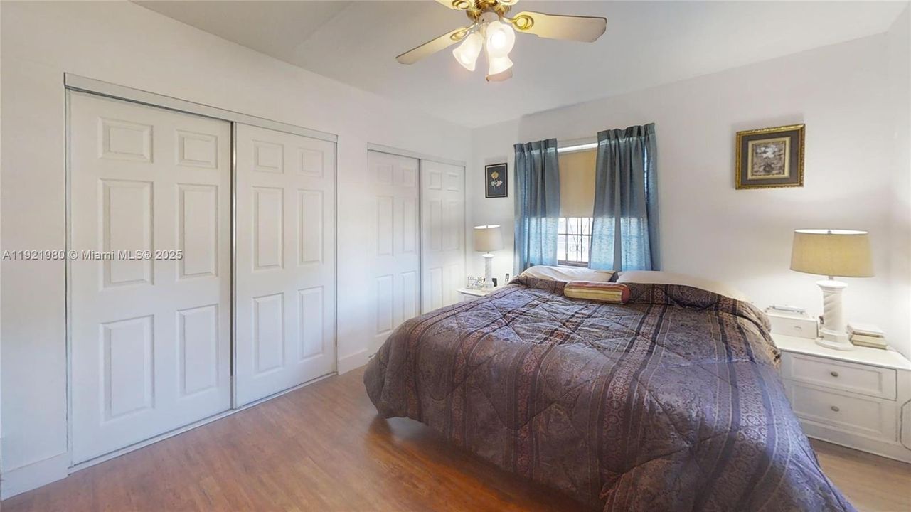 待售: $475,000 (3 贝兹, 2 浴室, 1359 平方英尺)