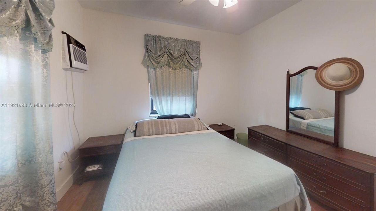 待售: $475,000 (3 贝兹, 2 浴室, 1359 平方英尺)