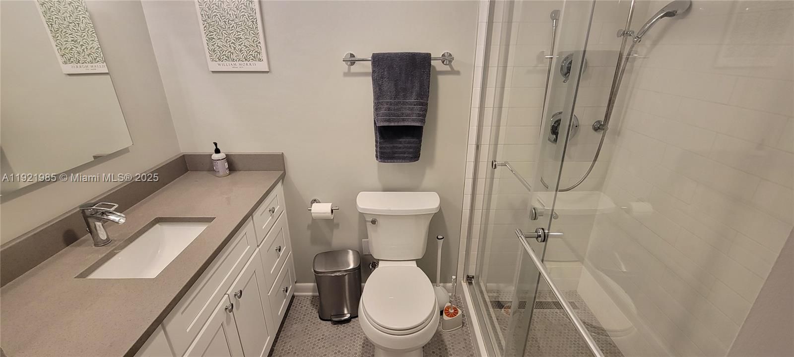 For Rent: $4,500 (2 beds, 2 baths, 1070 Square Feet)