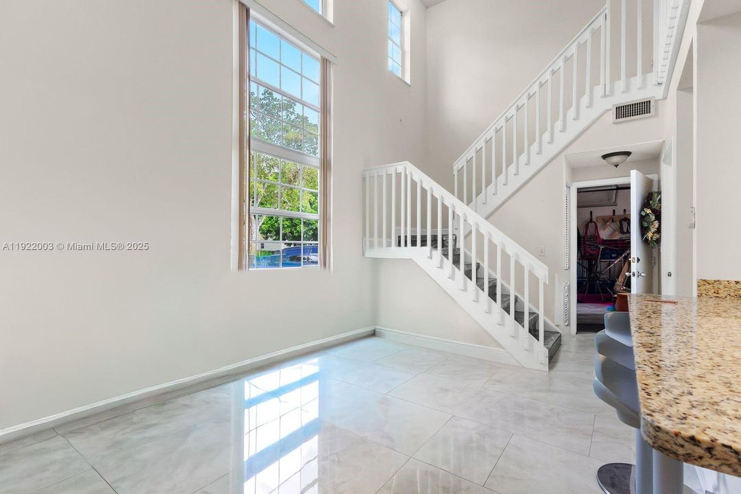 For Sale: $579,000 (3 beds, 2 baths, 1518 Square Feet)