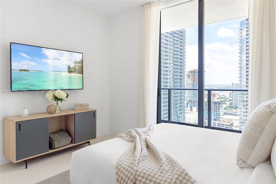 En Venta: $979,000 (2 camas, 2 baños, 977 Pies cuadrados)