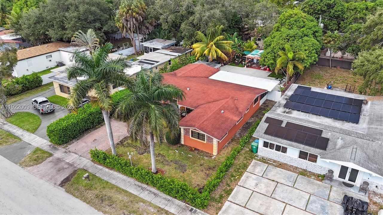 На продажу: $3,500 (0.01 acres)