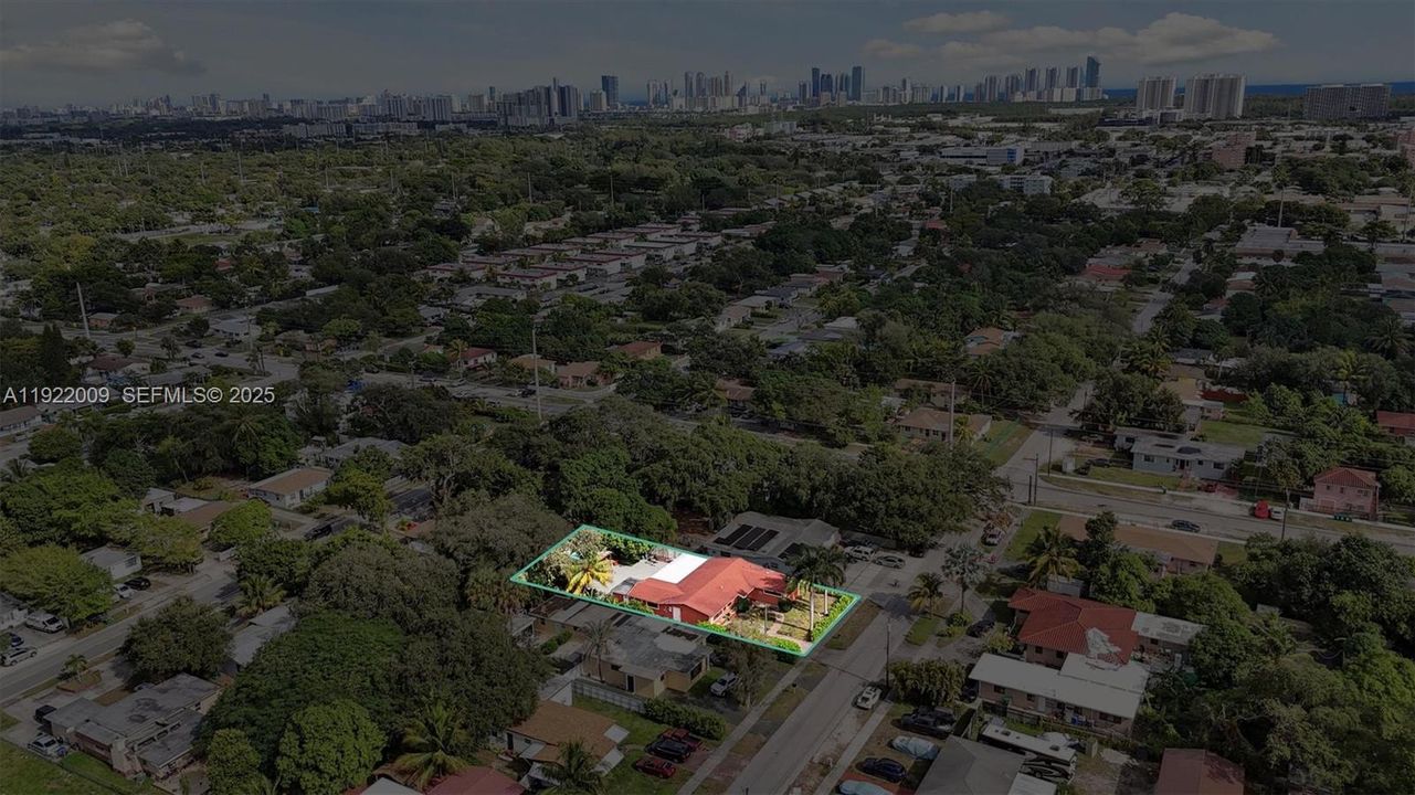 На продажу: $3,500 (0.01 acres)