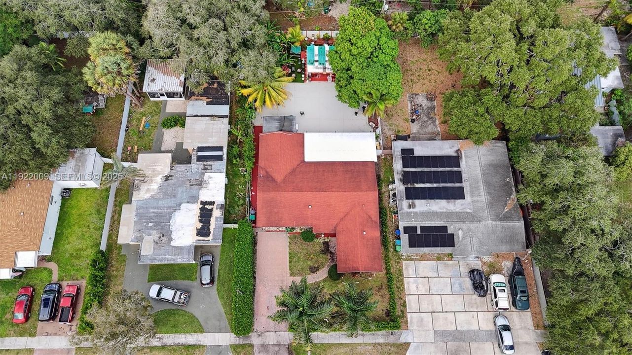 На продажу: $3,500 (0.01 acres)