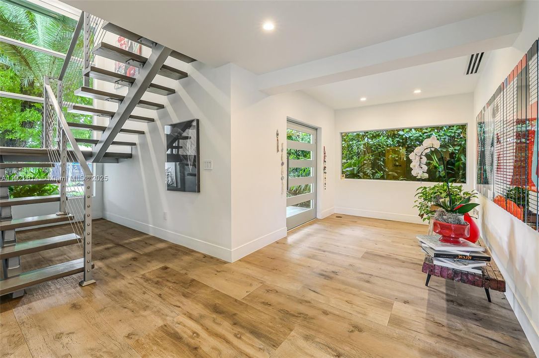 For Rent: $20,450 (4 beds, 4 baths, 3485 Square Feet)