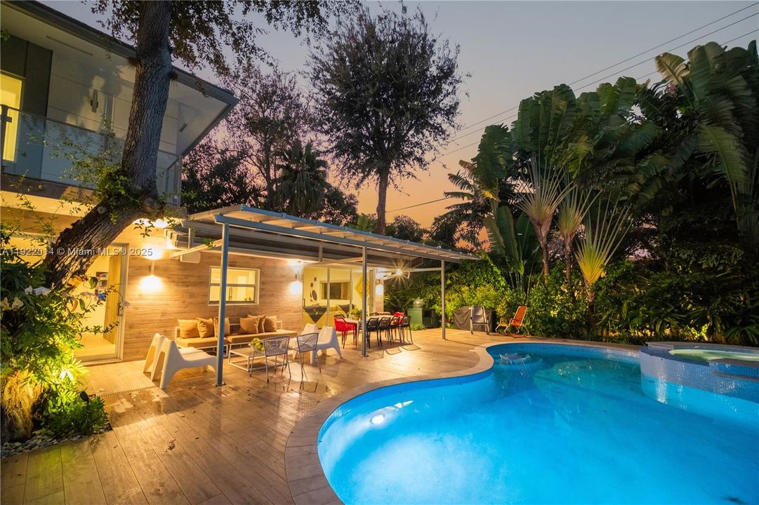 For Rent: $20,450 (4 beds, 4 baths, 3485 Square Feet)