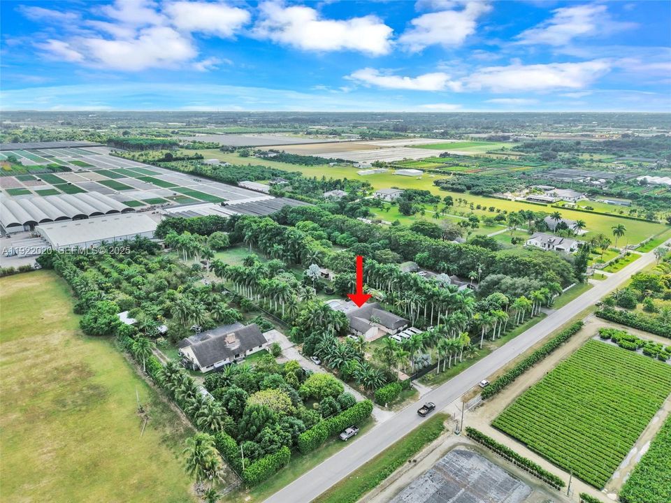 For Sale: $1,450,000 (5 beds, 4 baths, 3494 Square Feet)