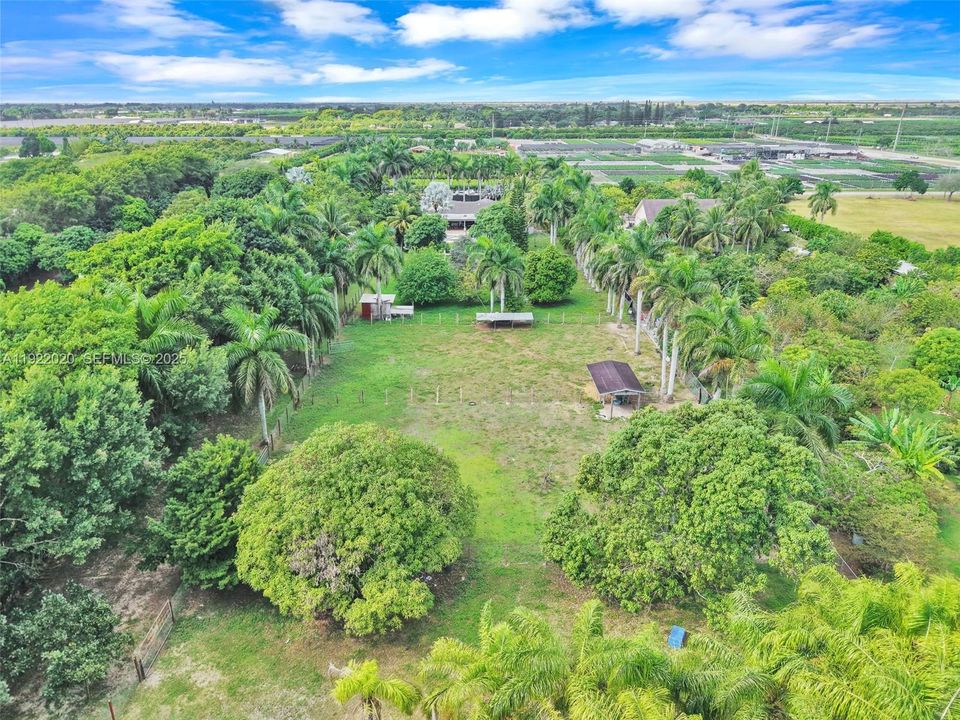 For Sale: $1,450,000 (5 beds, 4 baths, 3494 Square Feet)