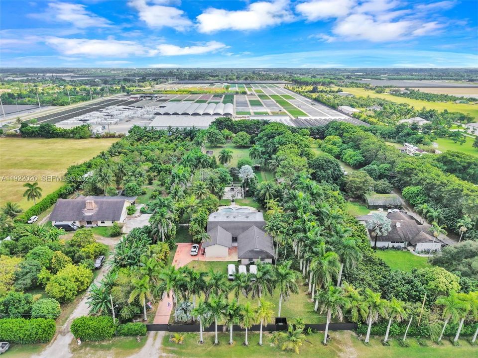 For Sale: $1,450,000 (5 beds, 4 baths, 3494 Square Feet)