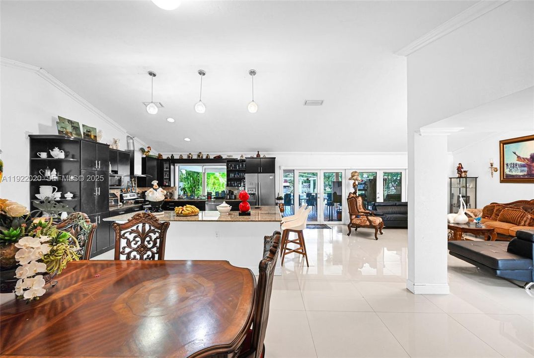 For Sale: $1,450,000 (5 beds, 4 baths, 3494 Square Feet)