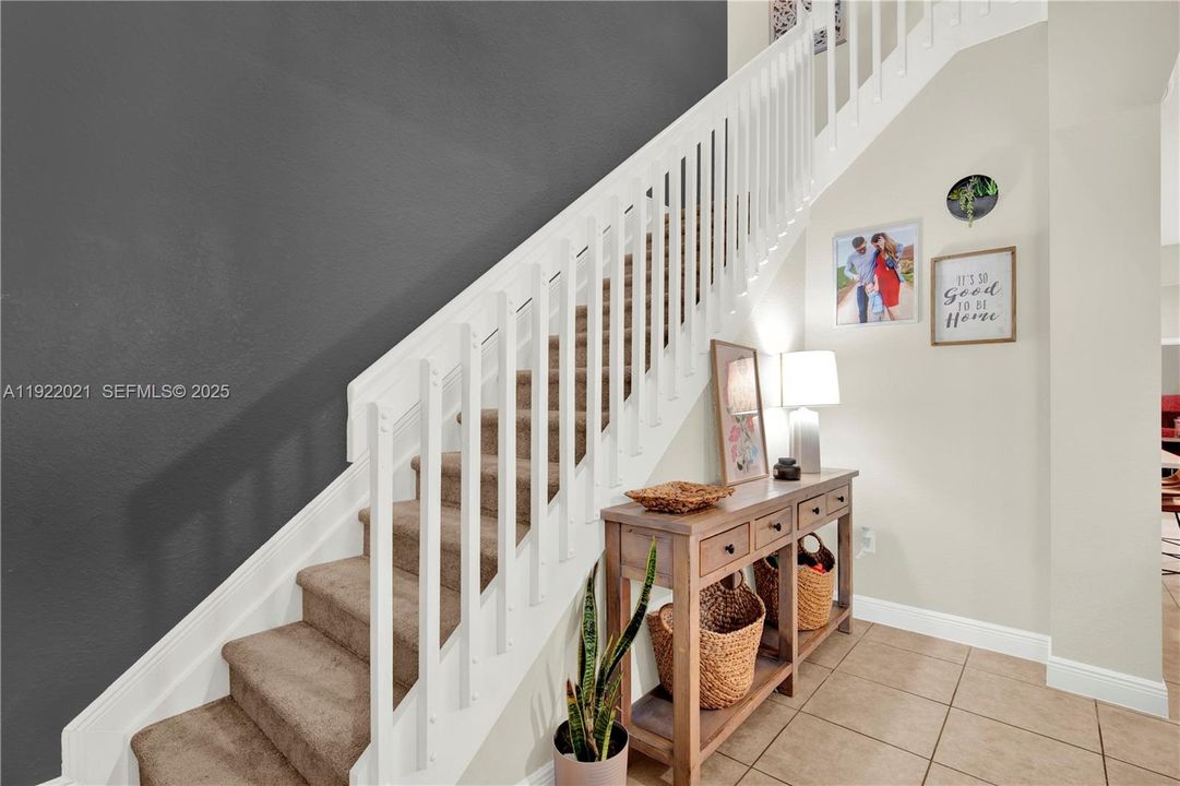 待售: $520,000 (3 贝兹, 3 浴室, 1826 平方英尺)