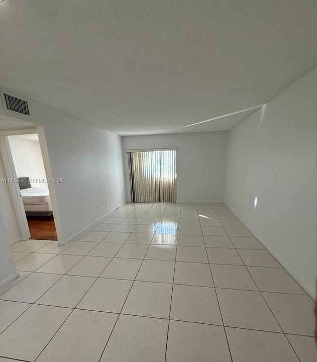 В аренду: $1,750 (1 спален, 1 ванн, 660 Квадратных фут)