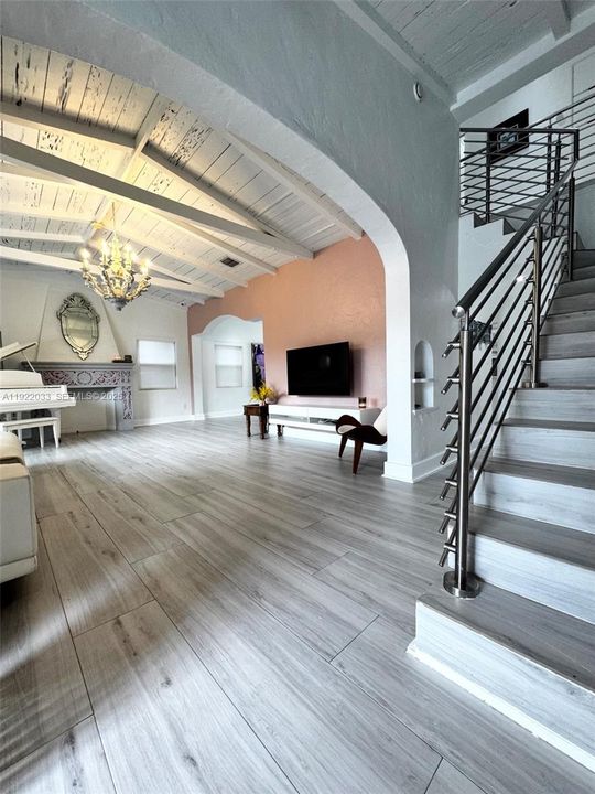 For Rent: $20,000 (4 beds, 3 baths, 2723 Square Feet)