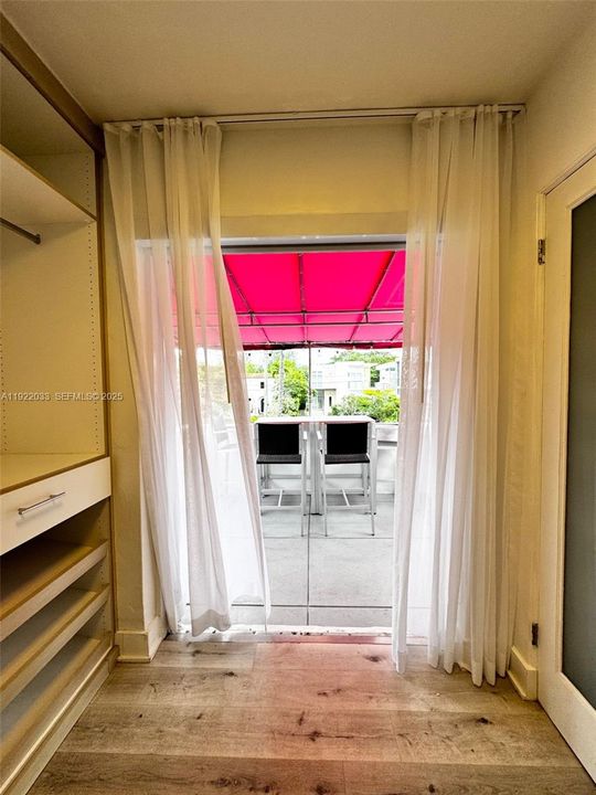 For Rent: $20,000 (4 beds, 3 baths, 2723 Square Feet)