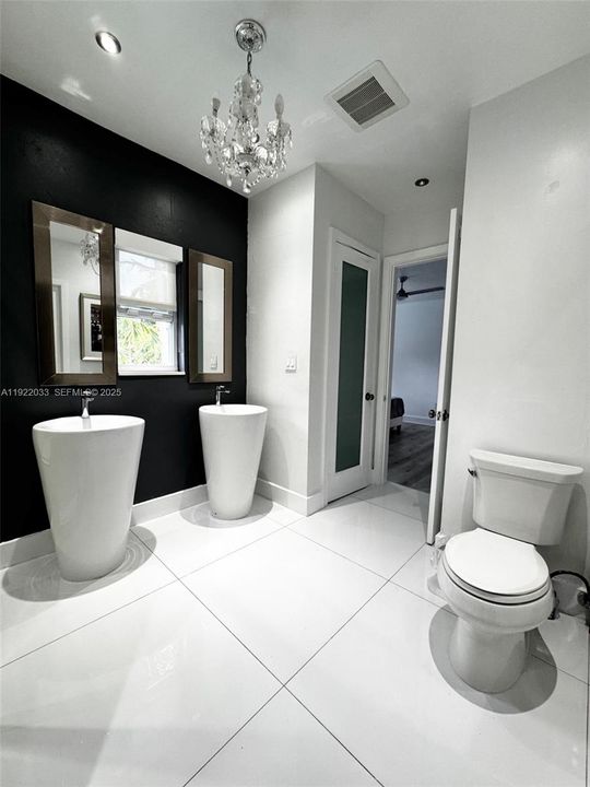 For Rent: $20,000 (4 beds, 3 baths, 2723 Square Feet)