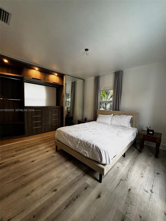 For Rent: $20,000 (4 beds, 3 baths, 2723 Square Feet)