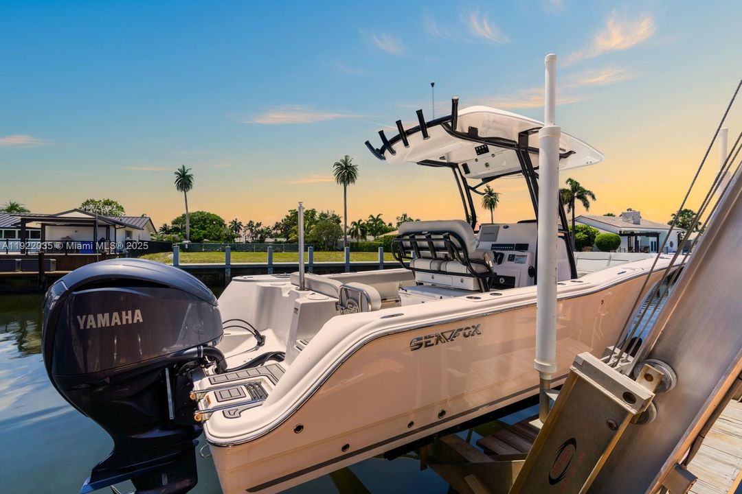 For Sale: $2,749,000 (4 beds, 3 baths, 3106 Square Feet)