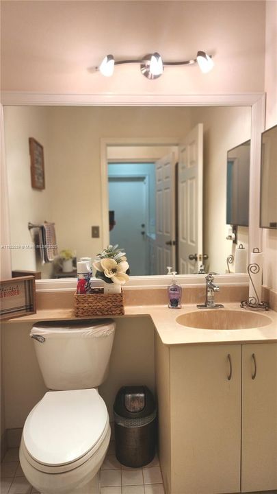 待售: $600,000 (3 贝兹, 2 浴室, 2222 平方英尺)